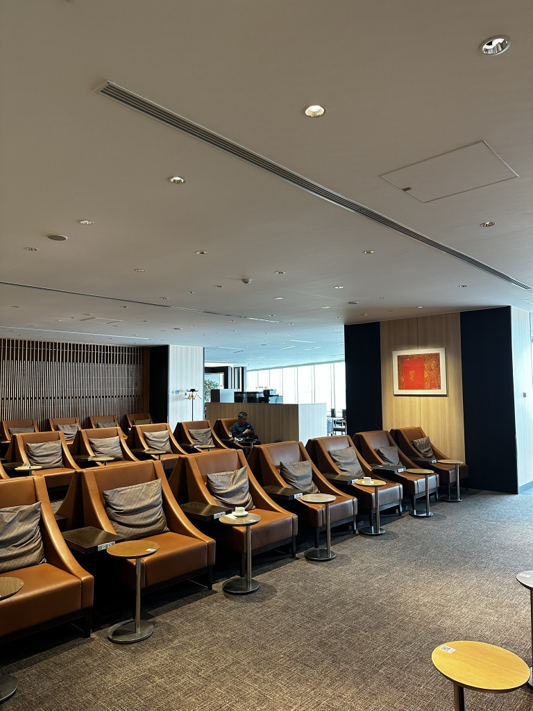 The Sakura Lounge at HND